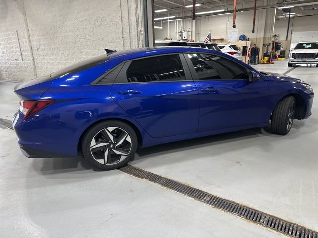 Certified 2023 Hyundai Elantra SEL w/ Convenience Package image 25