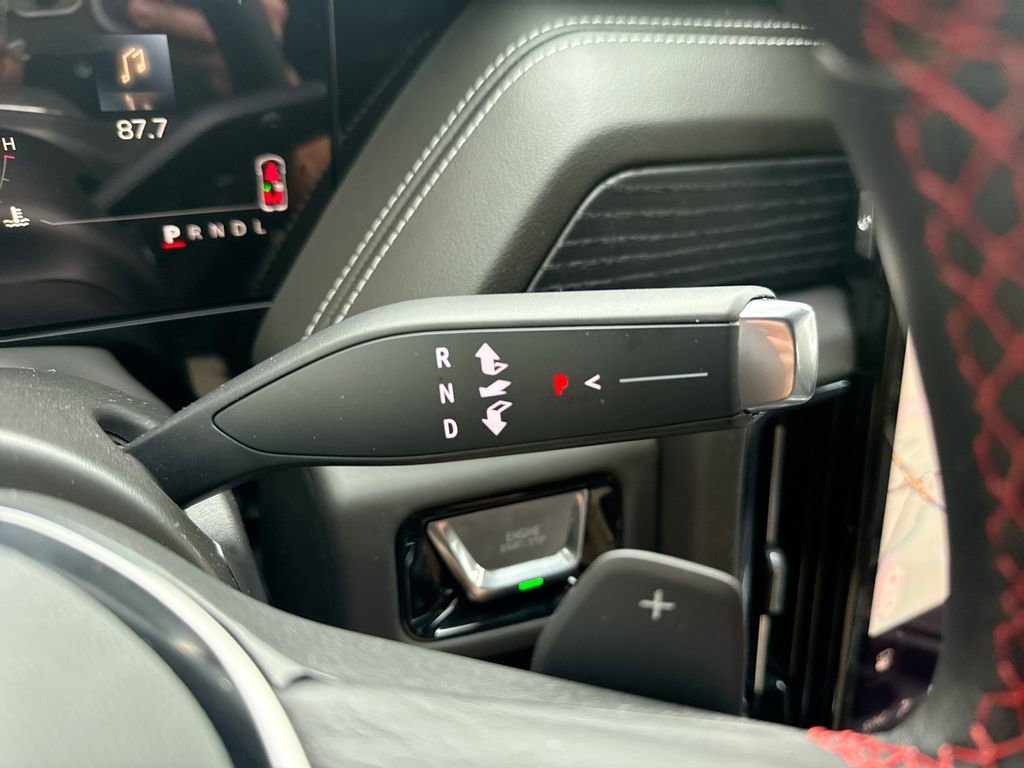 New 2026 GMC Yukon XL AT4 Ultimate AWD/4WD image 16