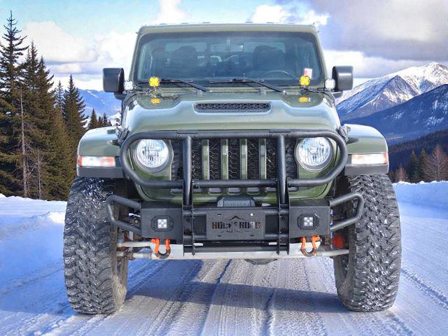 Used 2023 Jeep Gladiator Mojave w/ Cold Weather Group image 9