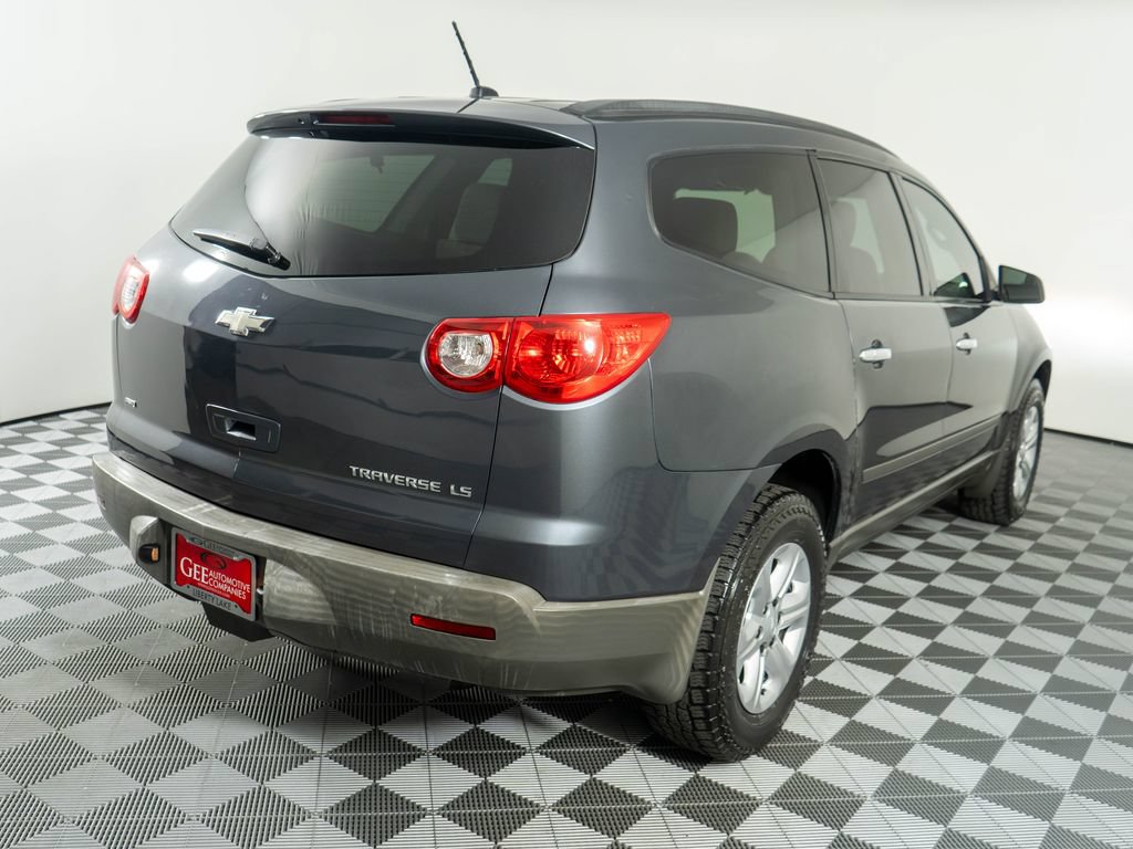 Used 2011 Chevrolet Traverse LS AWD/4WD image 6