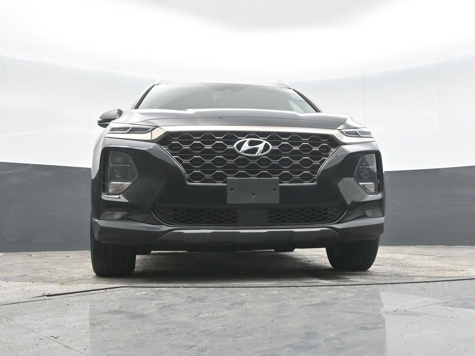 Used 2019 Hyundai Santa Fe Limited image 45