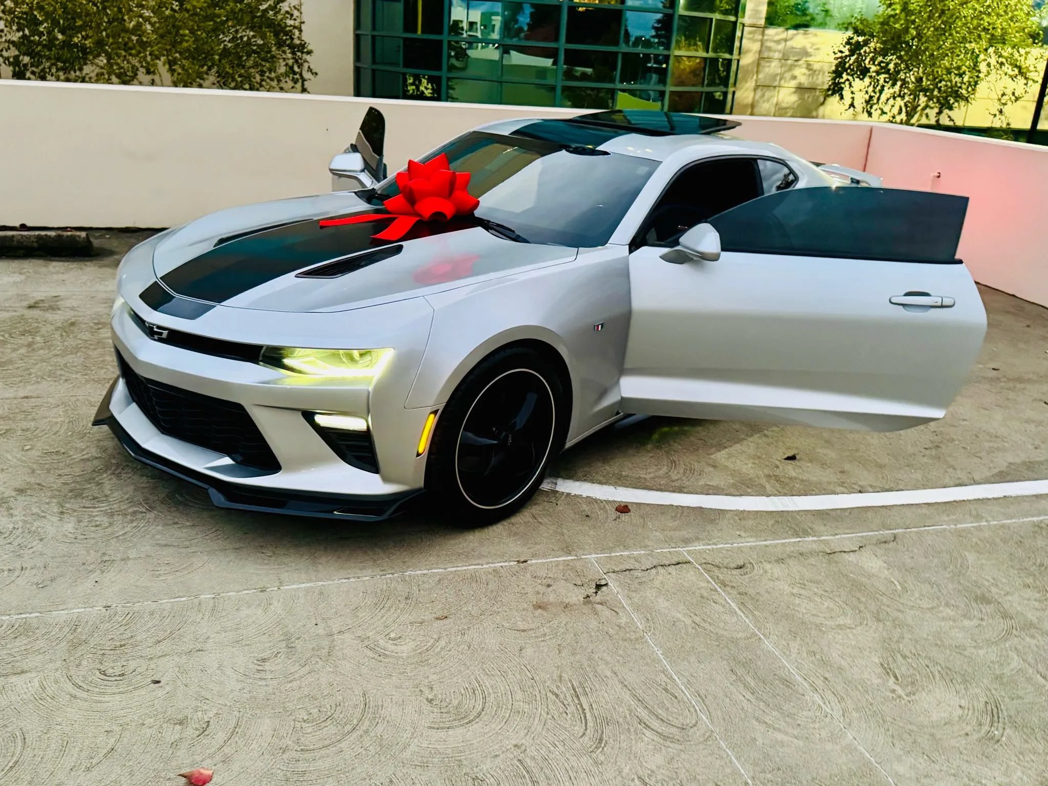 Used 2016 Chevrolet Camaro SS RWD image 49