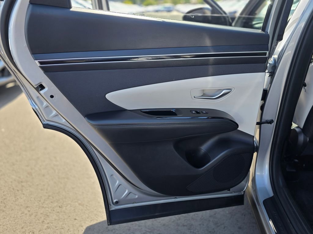 Certified 2024 Hyundai Tucson Limited AWD/4WD image 20