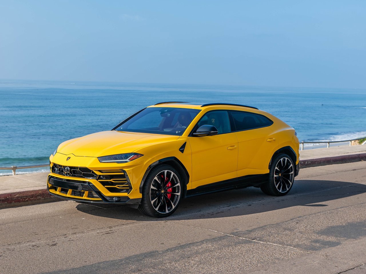 Used 2019 Lamborghini Urus image 1