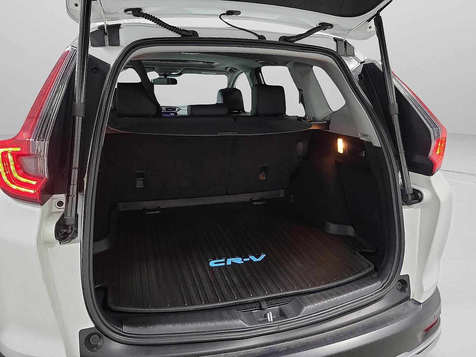 Used 2021 Honda CR-V Touring image 7