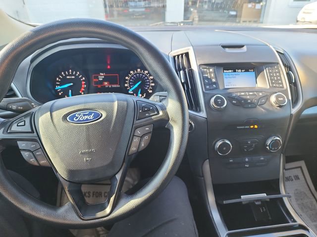 Used 2019 Ford Edge SE FWD image 12