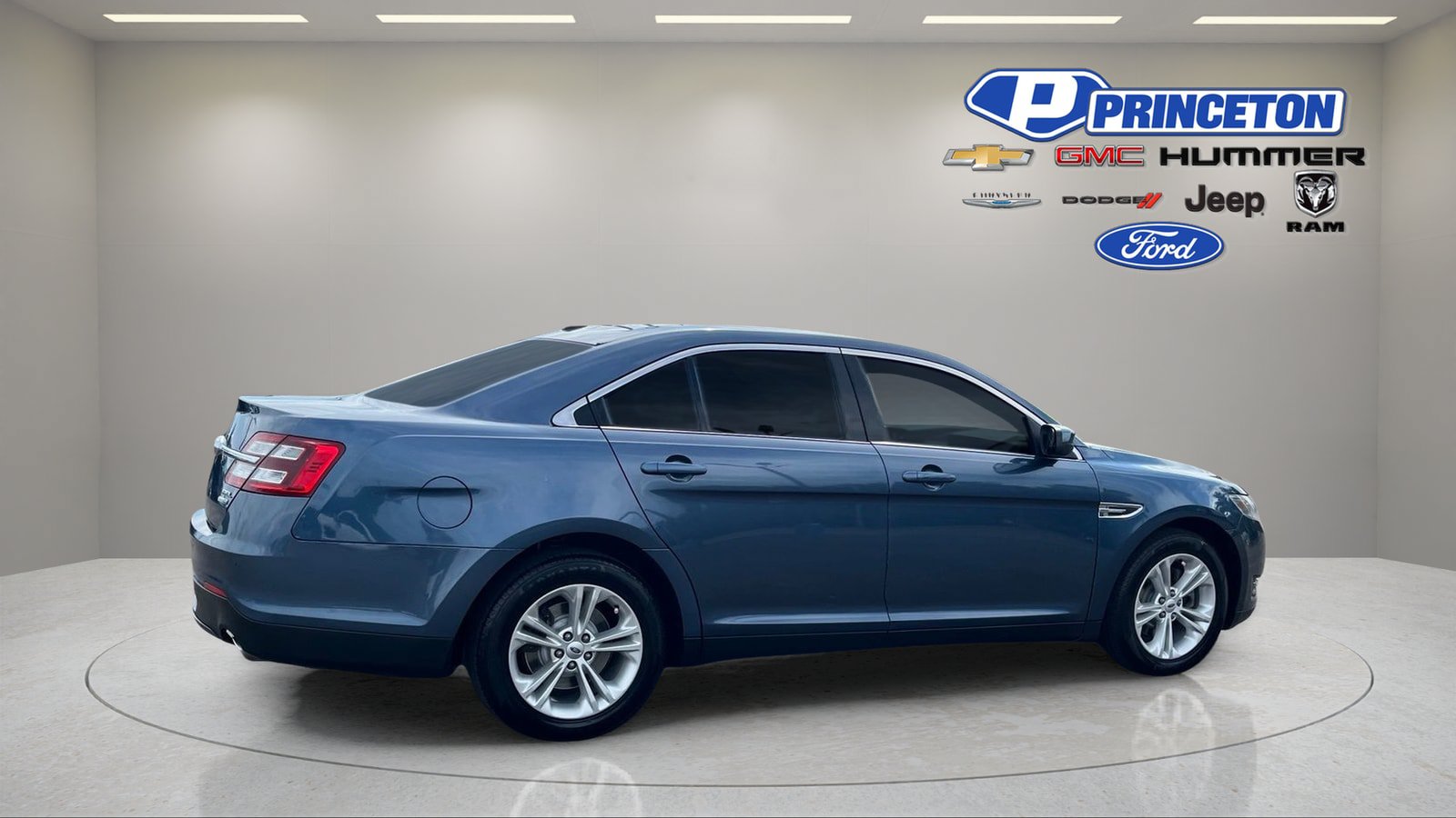 Used 2019 Ford Taurus SEL w/ Equipment Group 201A AWD/4WD image 8