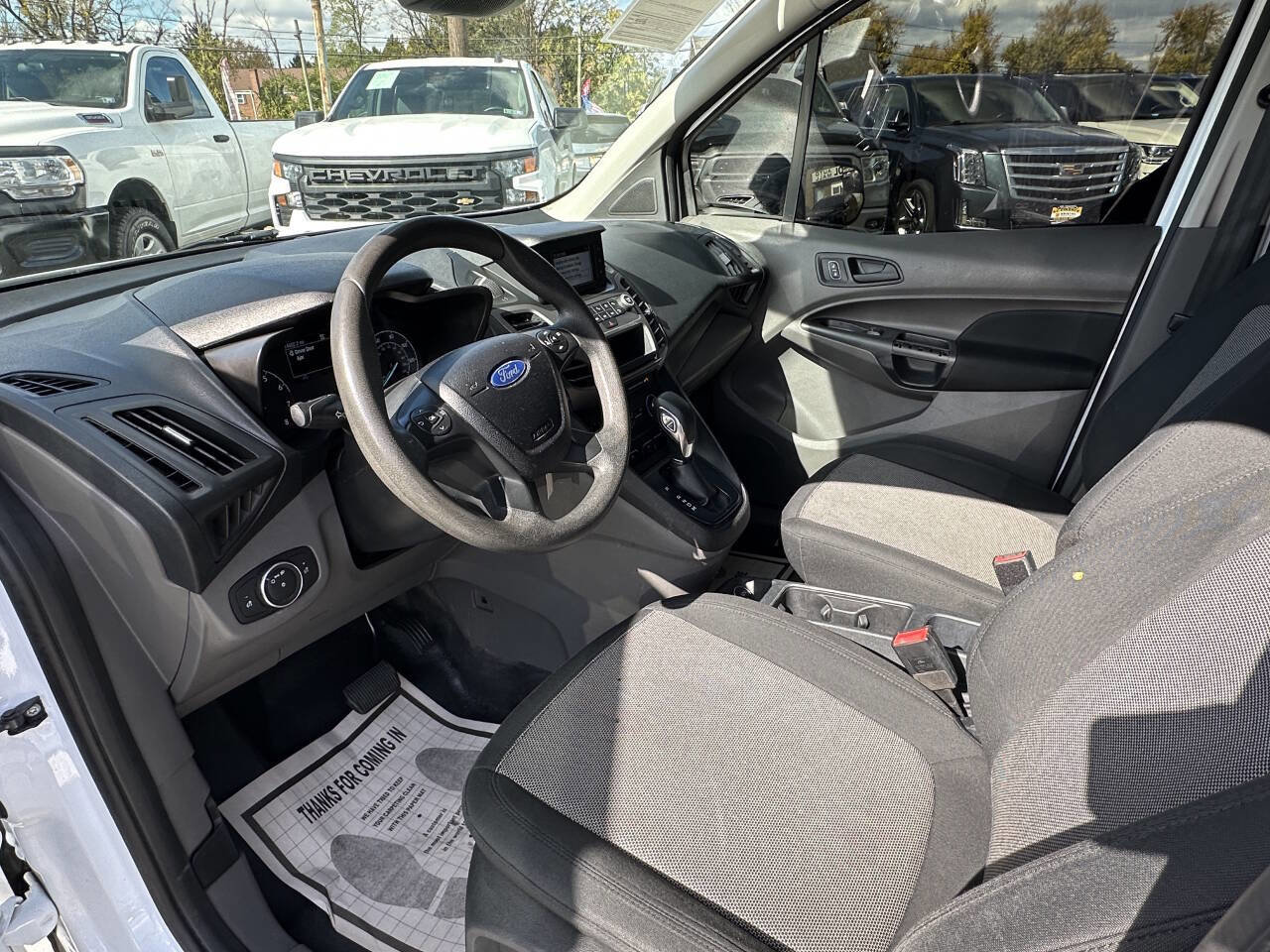Used 2019 Ford Transit Connect XL image 9