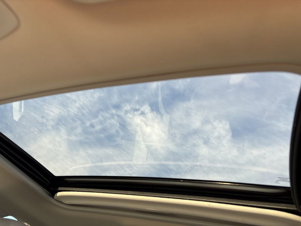 Used 2016 Toyota Corolla LE image 22