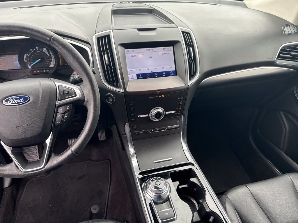 Used 2020 Ford Edge Titanium FWD image 8