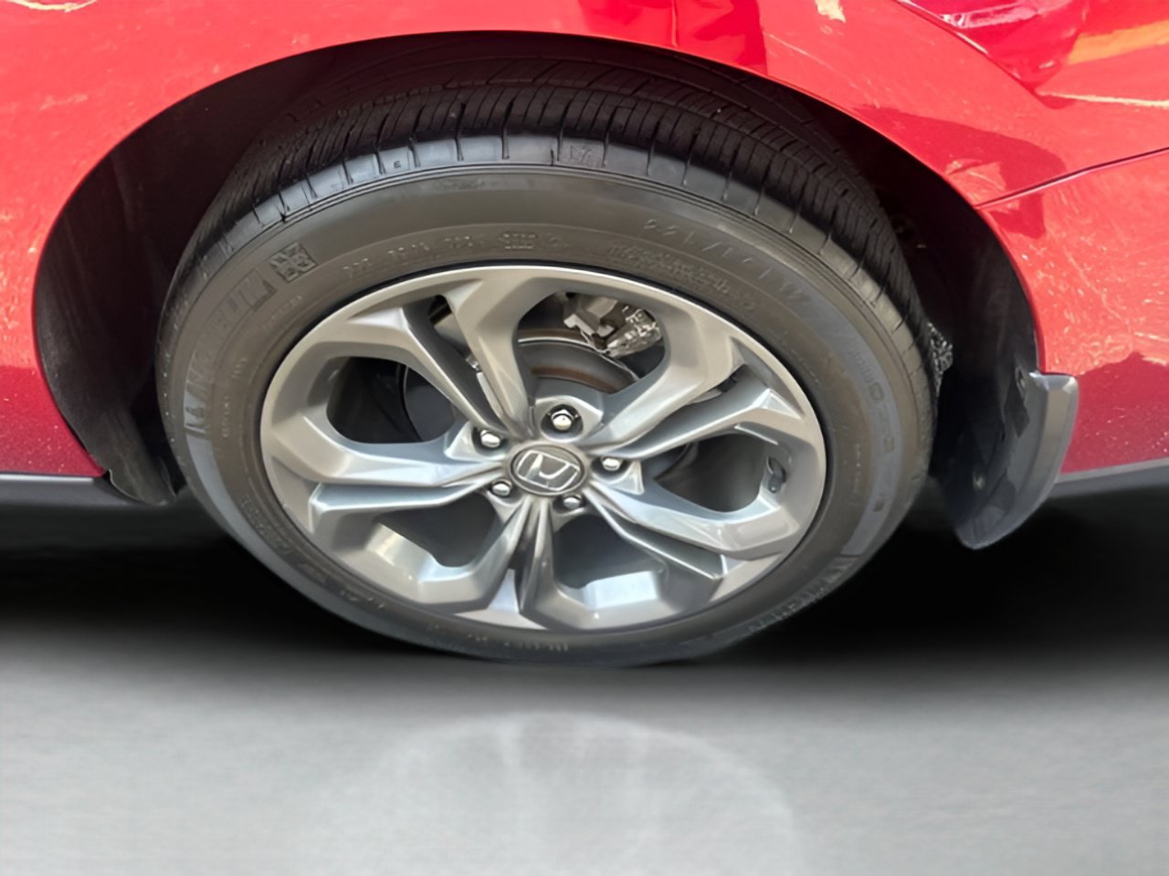 Used 2024 Honda Accord EX image 9