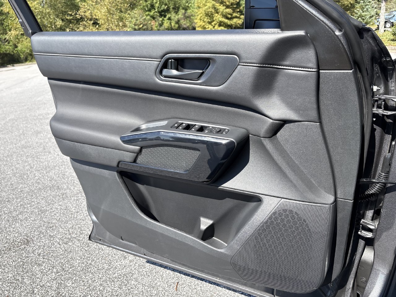 New 2026 Nissan Pathfinder SV FWD image 15