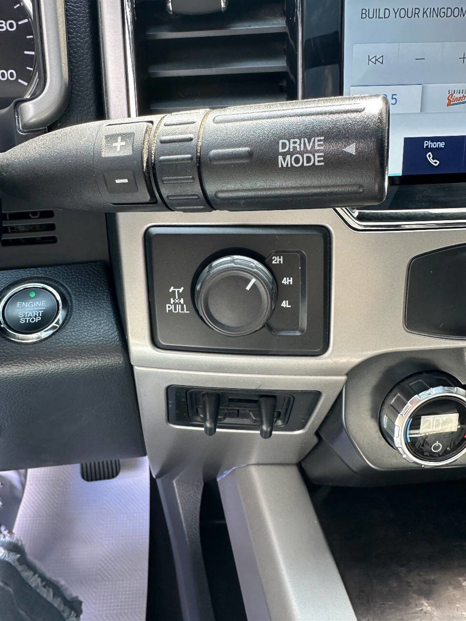 Used 2022 Ford F250 Lariat w/ Tremor Off-Road Package AWD/4WD image 22