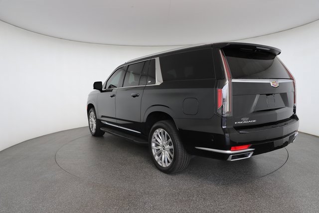 Used 2022 Cadillac Escalade ESV Premium Luxury image 11