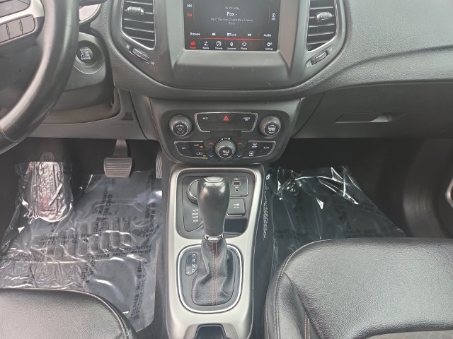 Used 2019 Jeep Compass Latitude AWD/4WD image 11