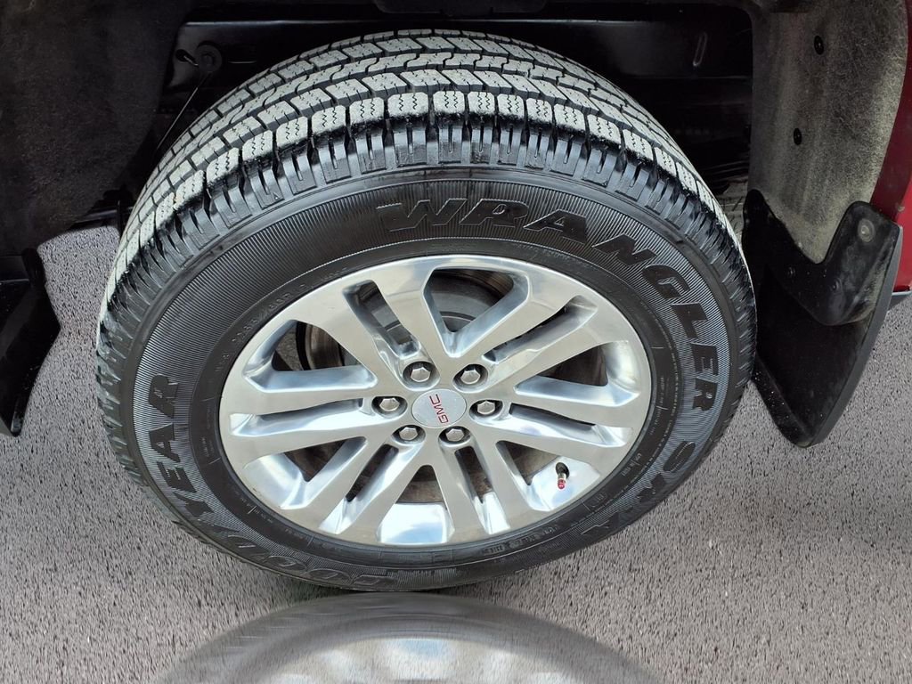 Used 2017 GMC Canyon SLT w/ Trailering Package image 34