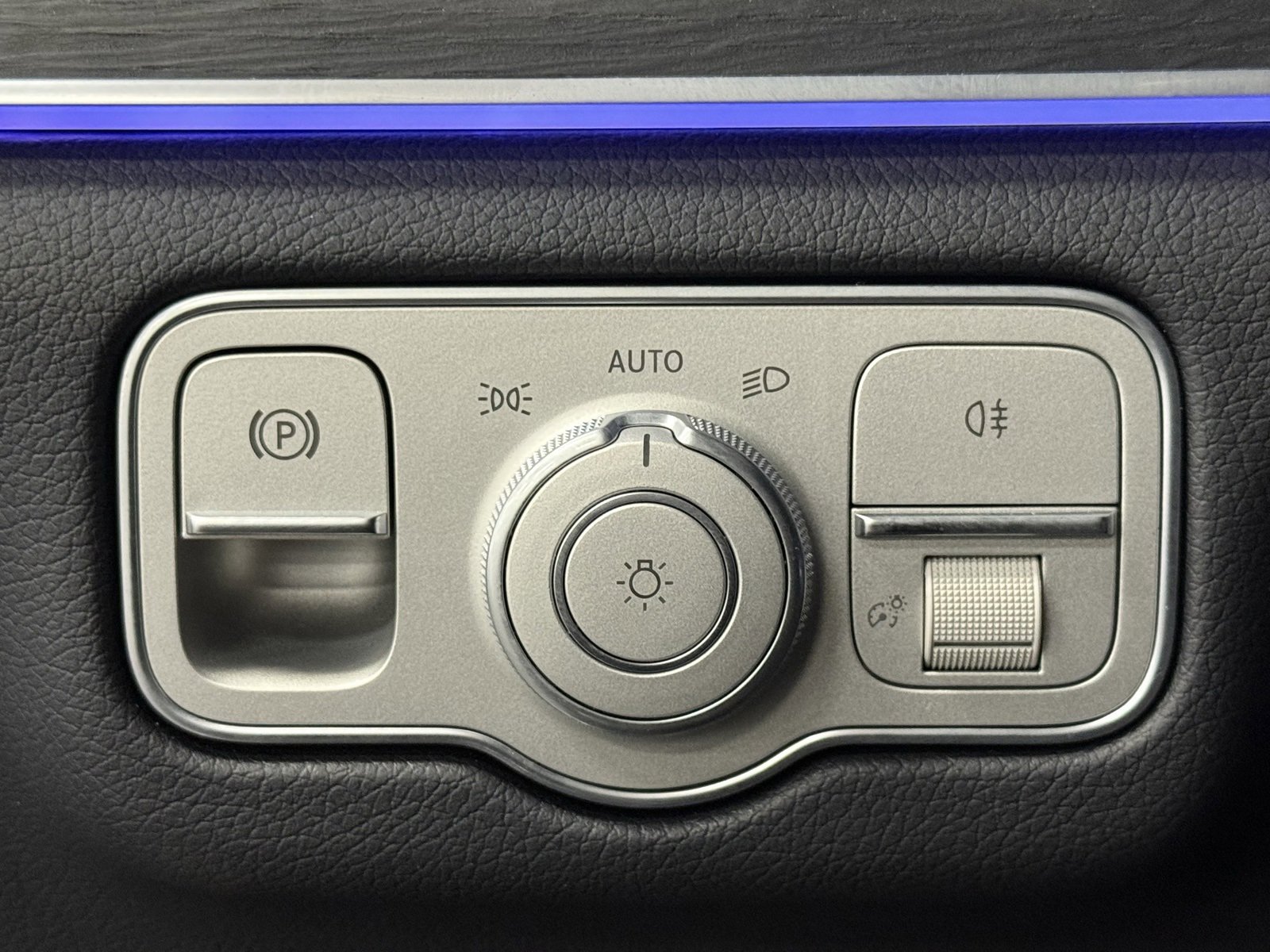 Used 2025 Mercedes-Benz GLE 450e GLE 450e image 27