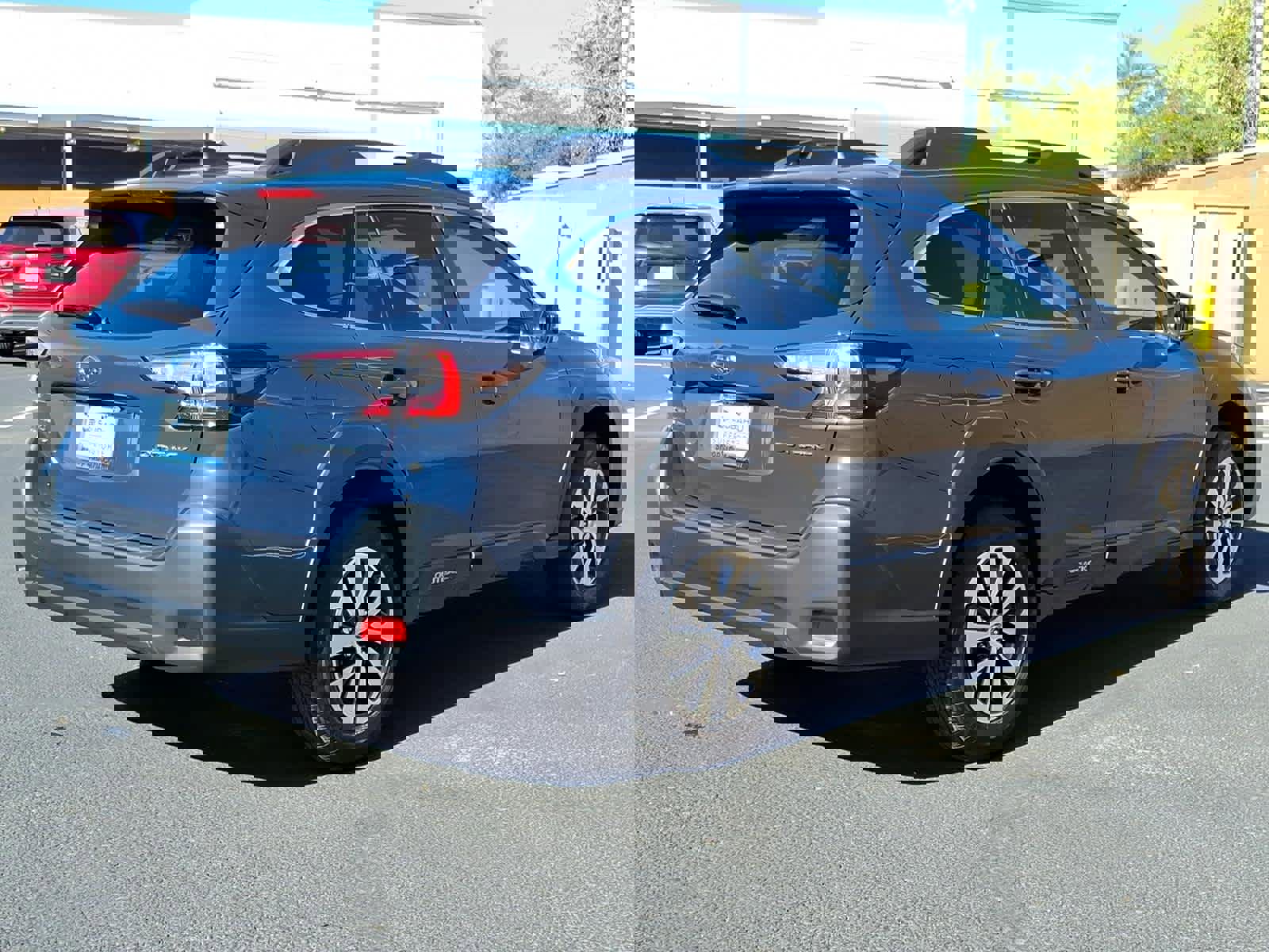 Certified 2025 Subaru Outback Premium w/ Popular Package #1A image 6