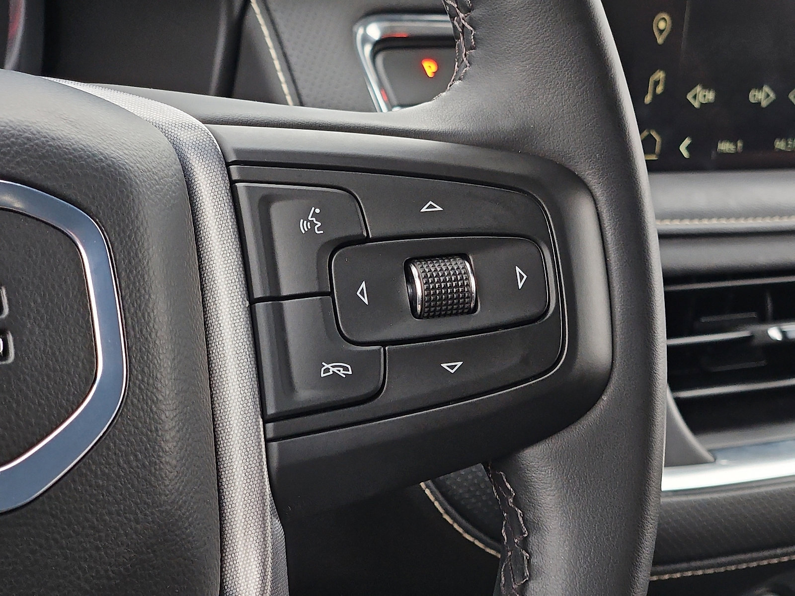 Certified 2024 GMC Yukon XL SLT image 21