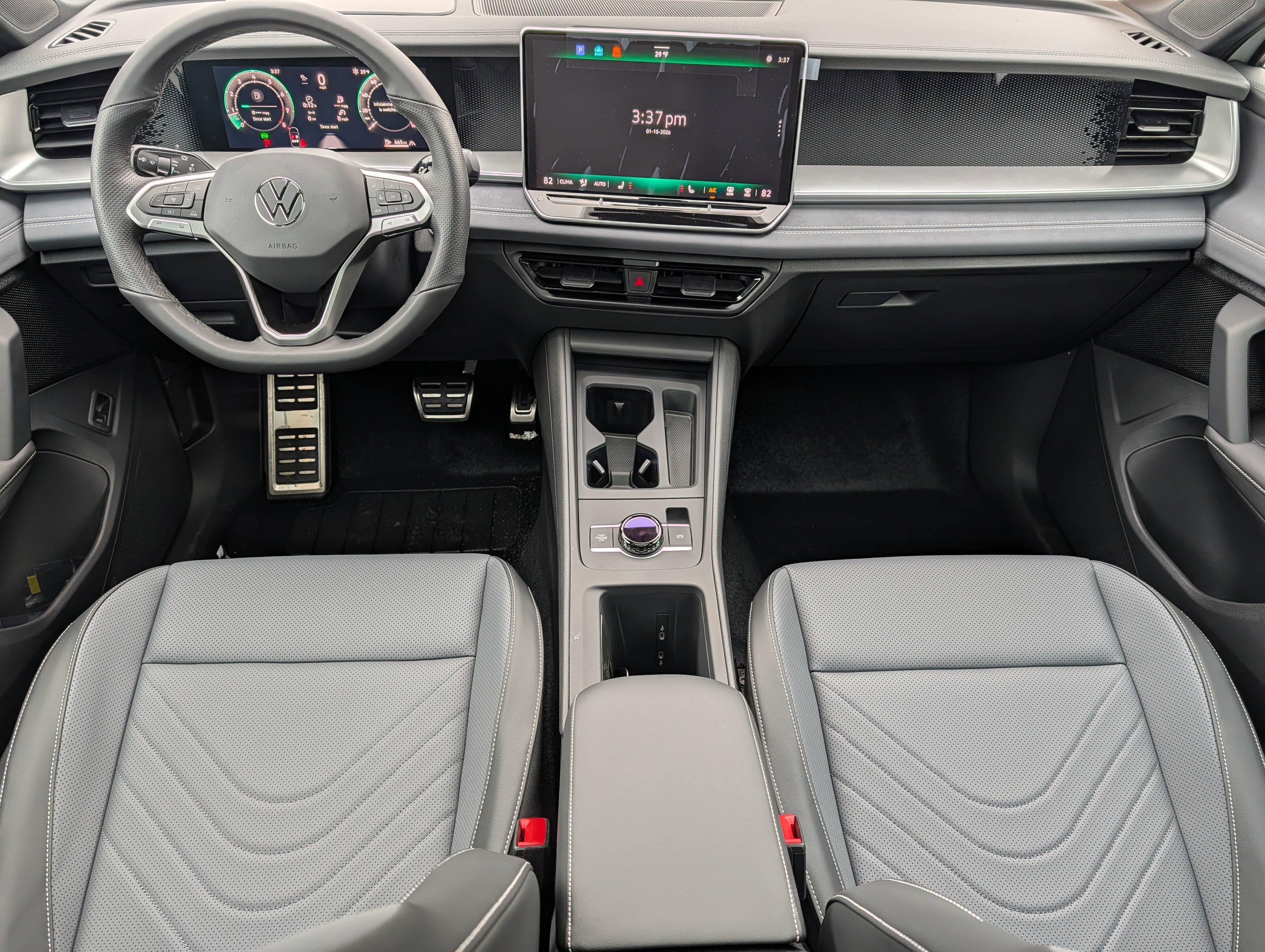 New 2026 Volkswagen Tiguan SE R-Line AWD/4WD image 9