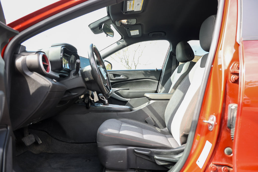 Used 2024 Chevrolet Trax RS w/ Driver Confidence Package FWD image 26