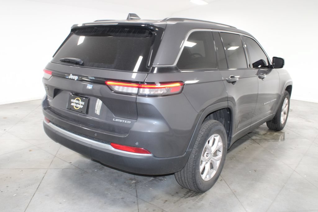 Used 2022 Jeep Grand Cherokee Limited AWD/4WD image 9