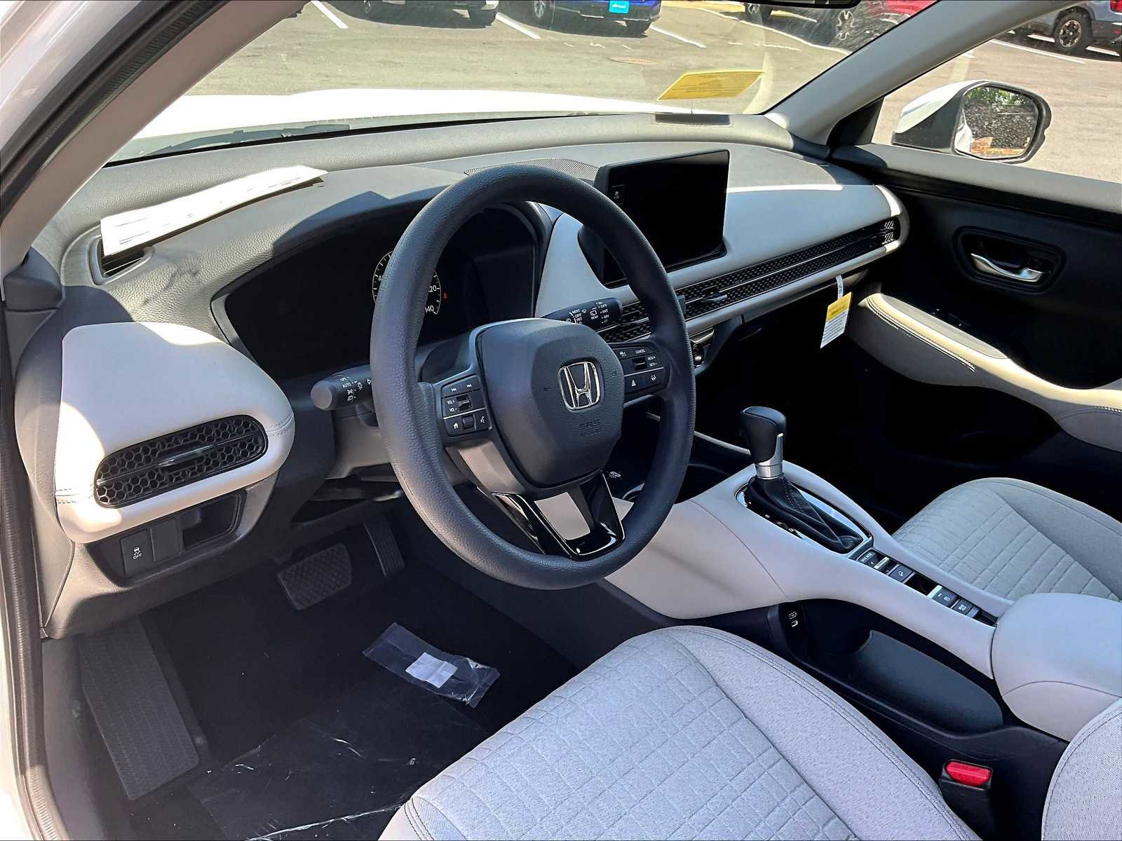 New 2026 Honda HR-V LX image 9