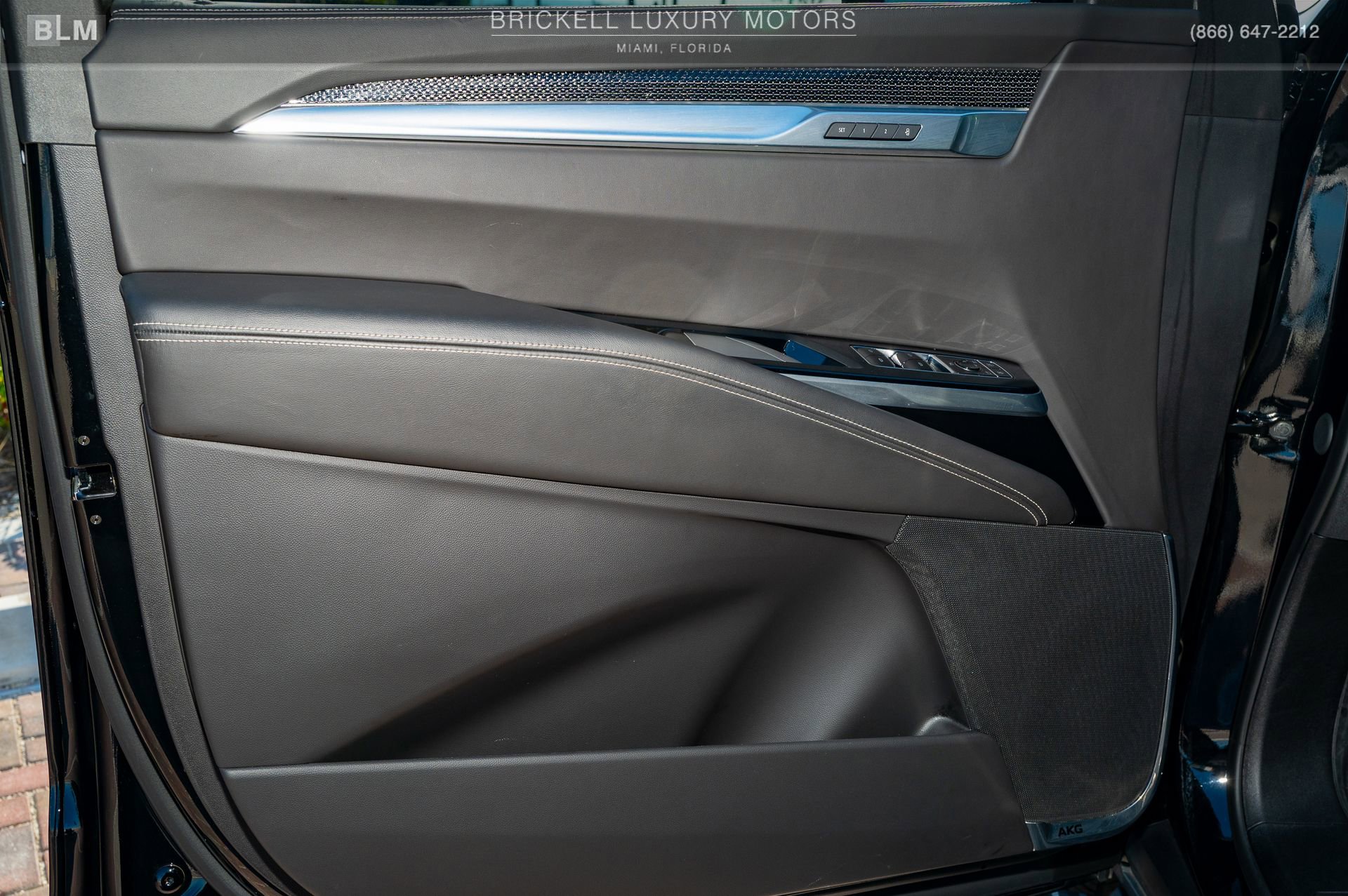 Used 2025 Cadillac Escalade V image 21