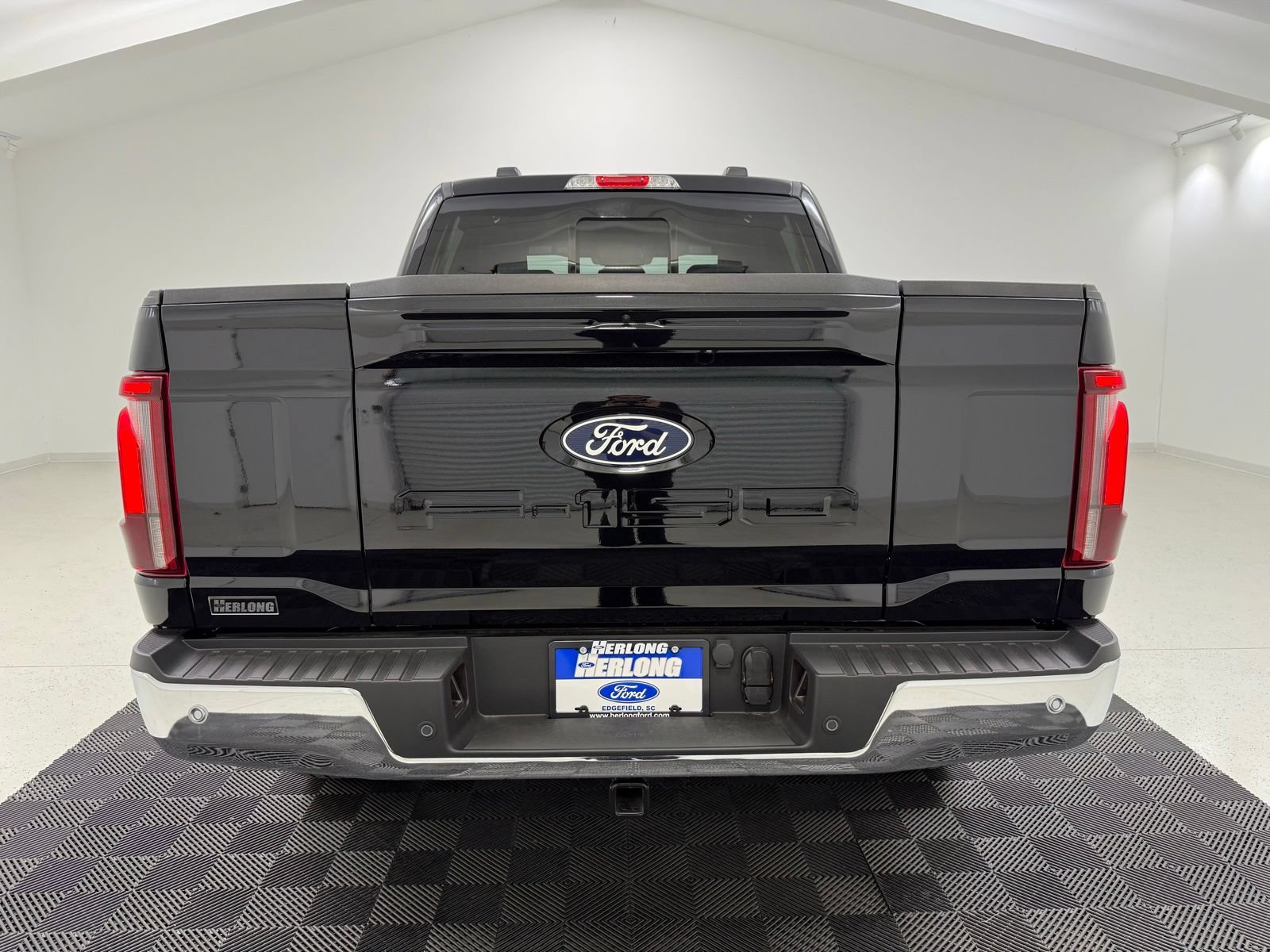 New 2025 Ford F150 Lariat w/ Equipment Group 502A High AWD/4WD image 5
