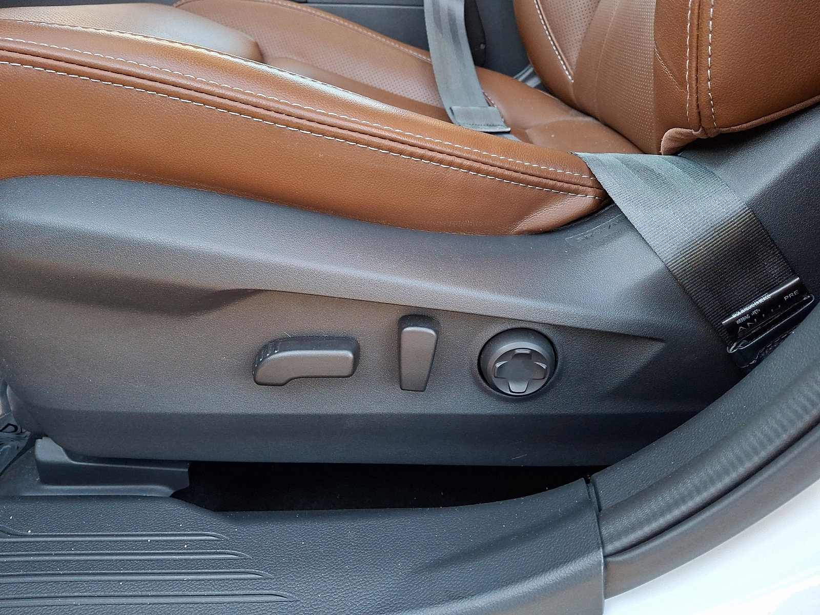 Used 2025 Subaru Outback Touring XT w/ Popular Package #2 image 15