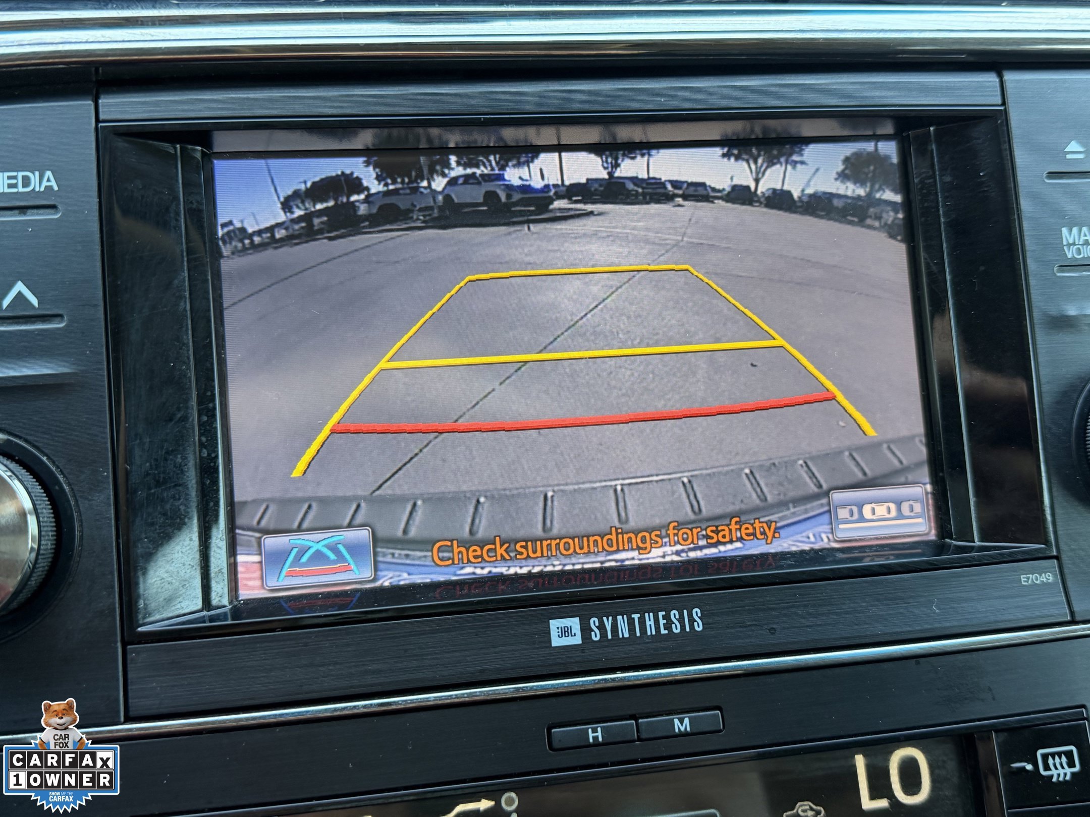 Used 2014 Toyota Avalon Limited w/ Technology Package FWD image 20