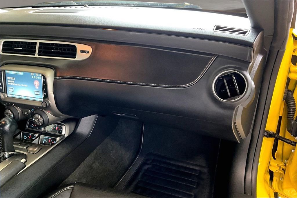Used 2014 Chevrolet Camaro SS w/ RS Package RWD image 18