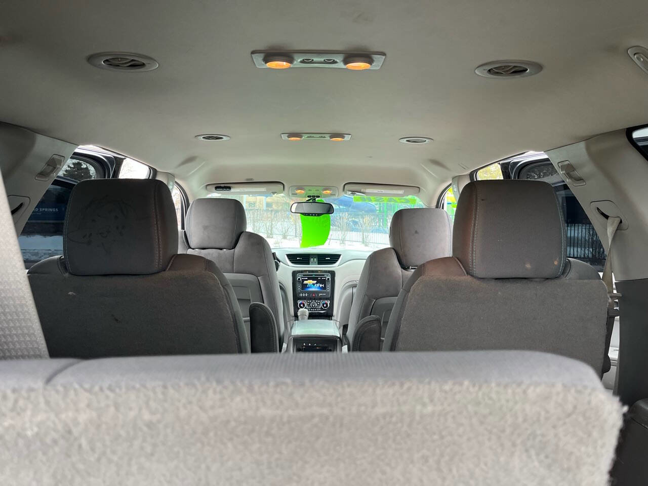 Used 2014 Chevrolet Traverse LT image 18