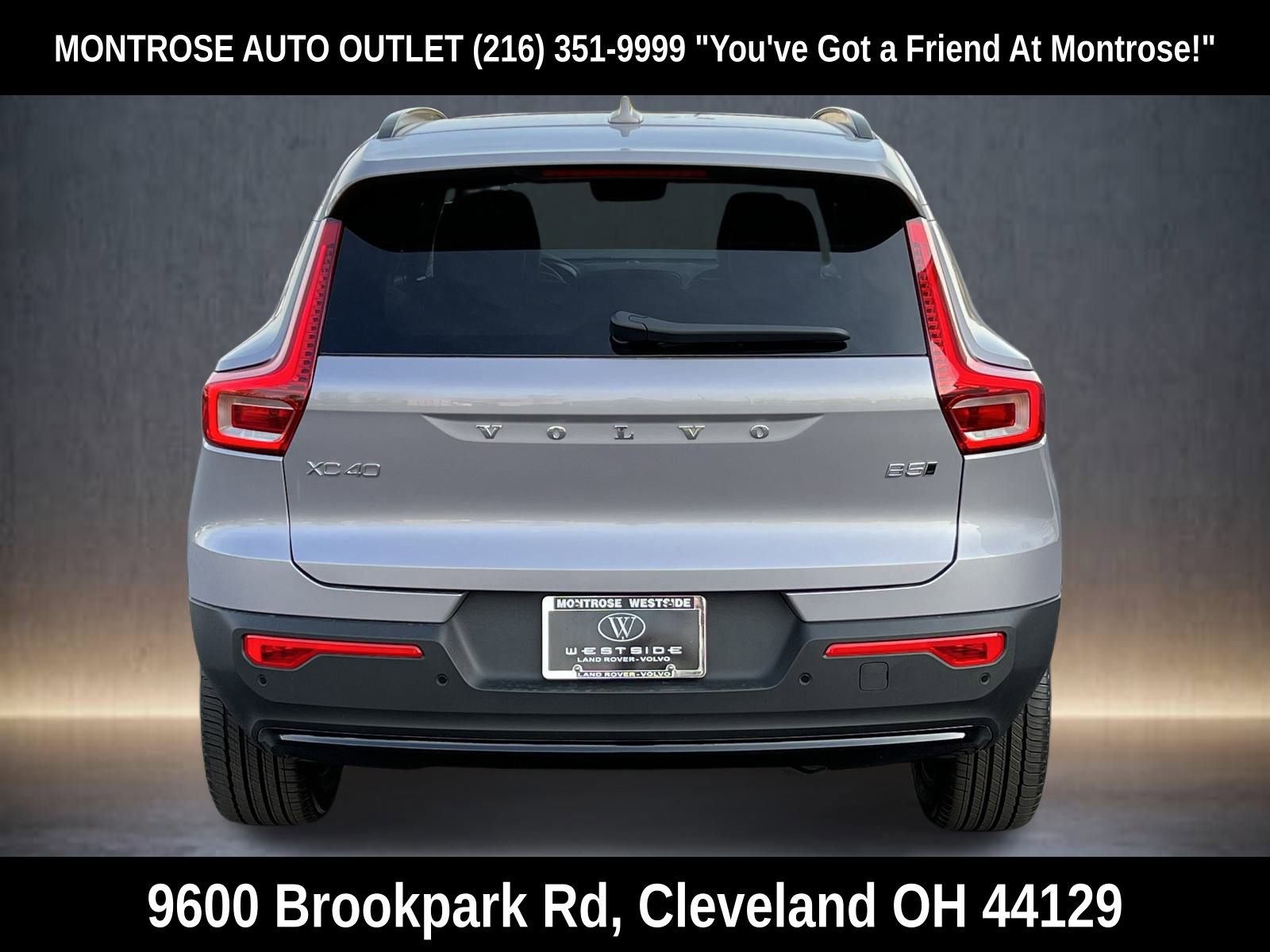 New 2026 Volvo XC40 B5 Plus w/ Protection Package Premier image 4