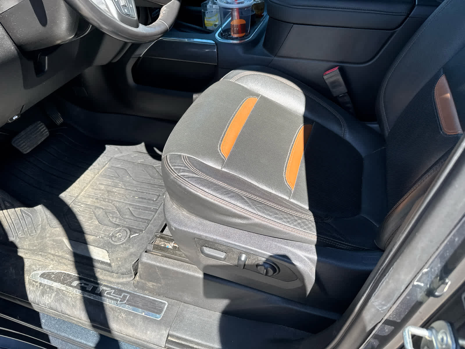 Used 2019 GMC Sierra 1500 AT4 w/ AT4 Premium Package image 10