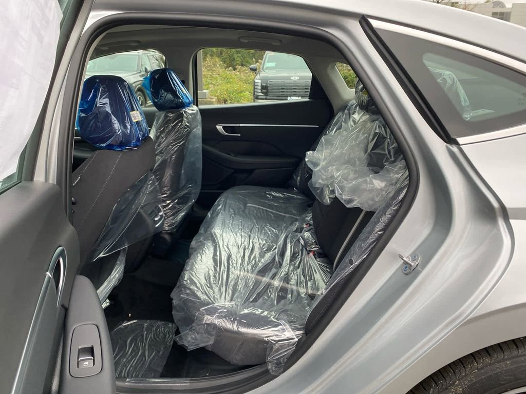 New 2026 Hyundai Sonata SEL image 13