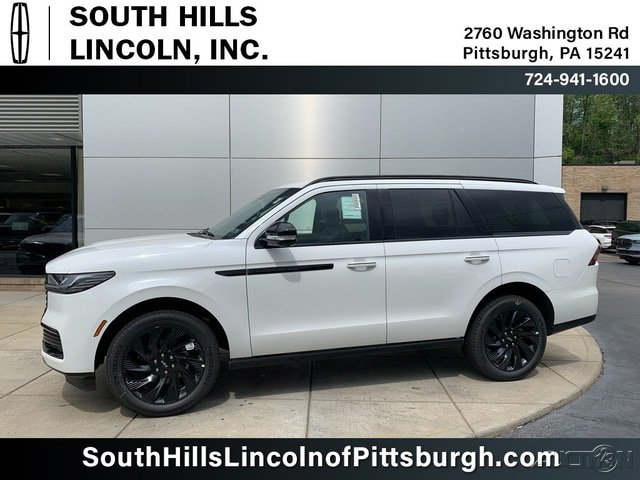 New 2026 Lincoln Navigator Reserve w/ Jet Appearance Package