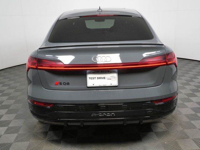Used 2024 Audi SQ8 e-tron Premium Plus w/ Black Optic Package AWD/4WD image 32