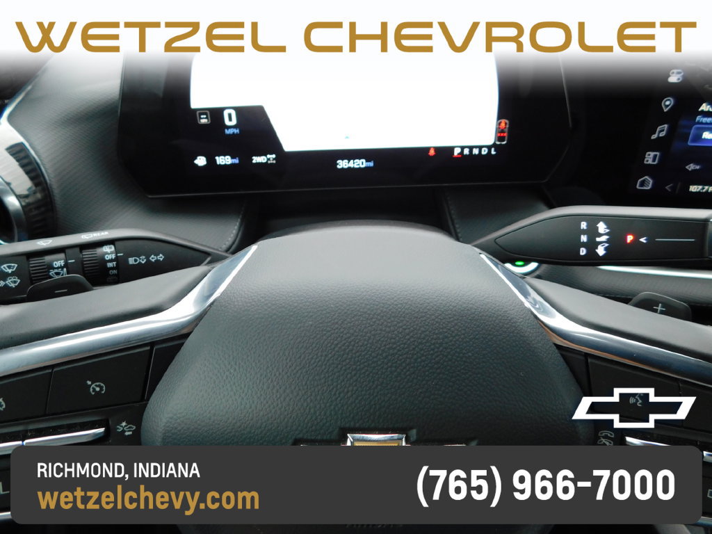 Used 2025 Chevrolet Equinox LT AWD/4WD image 29