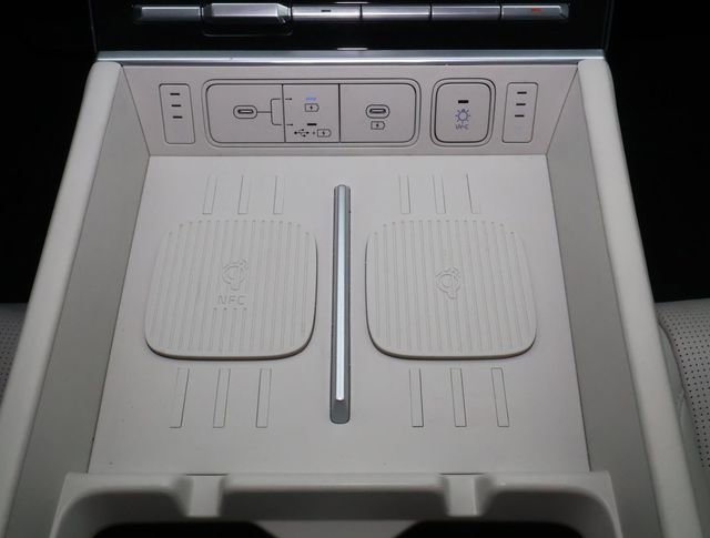 Used 2024 Hyundai Santa Fe Calligraphy image 26