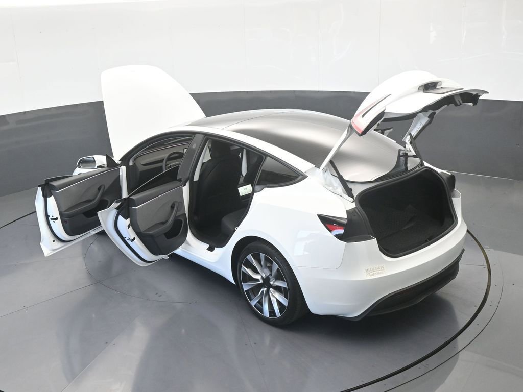 Used 2024 Tesla Model 3 Standard Range image 64