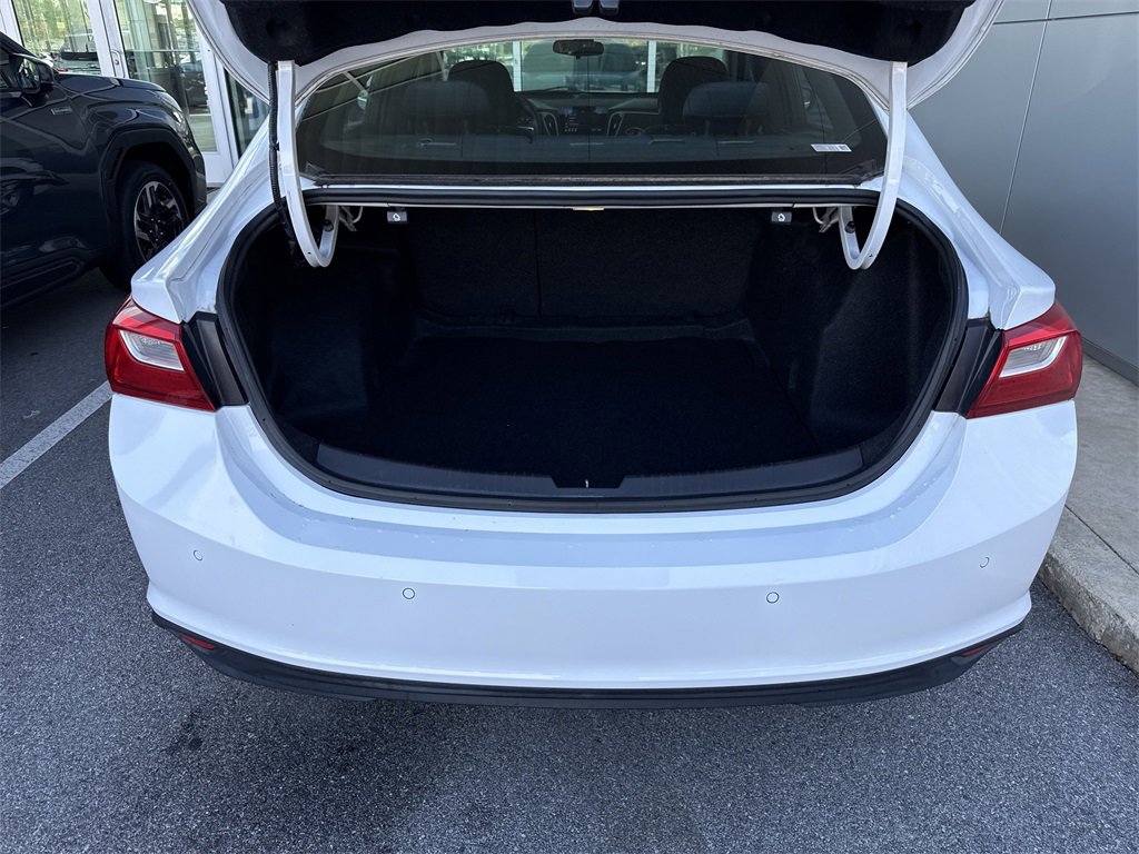 Used 2021 Chevrolet Malibu LS image 30