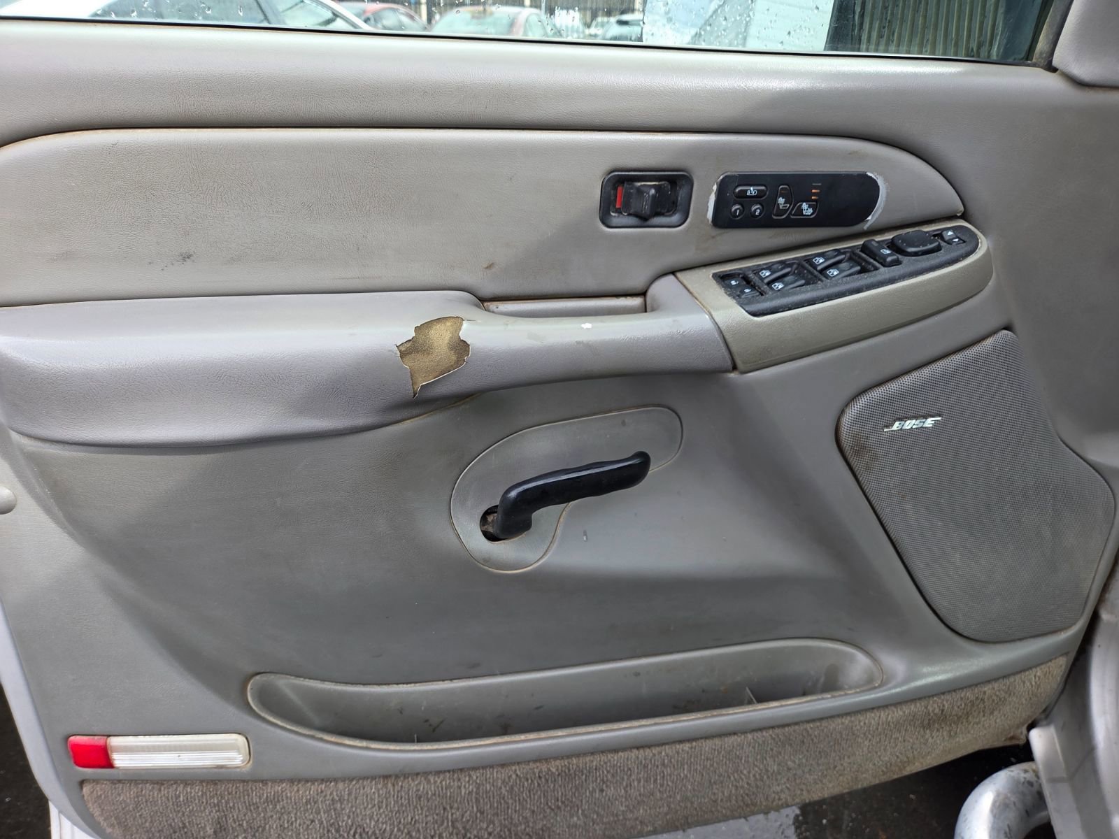 Used 2005 GMC Sierra 2500 SLT w/ Heavy-Duty Power Package image 6