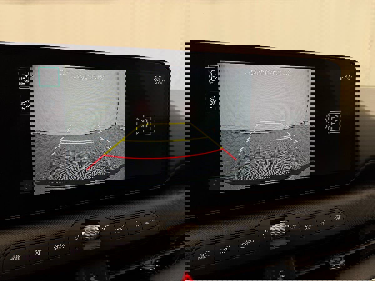 Used 2025 Kia K4 image 24