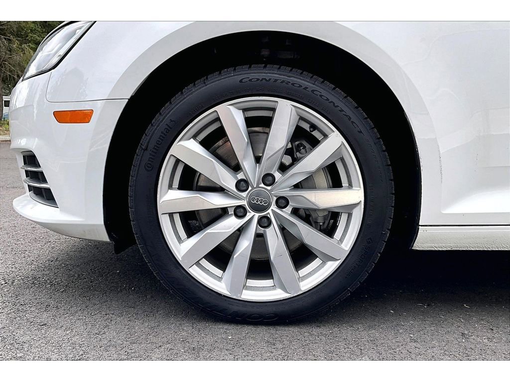 Used 2017 Audi A4 2.0T Premium image 9