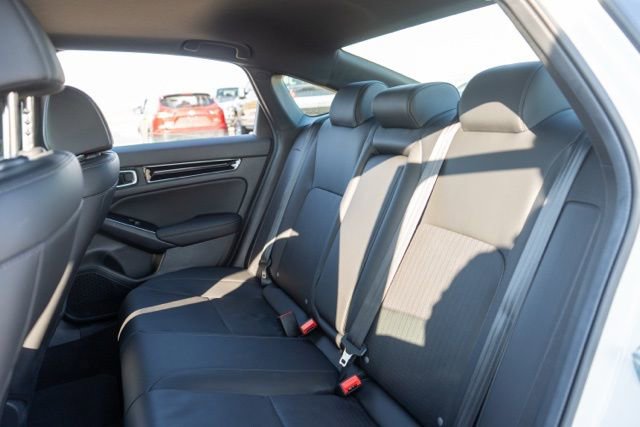 Used 2025 Honda Civic Sport image 16