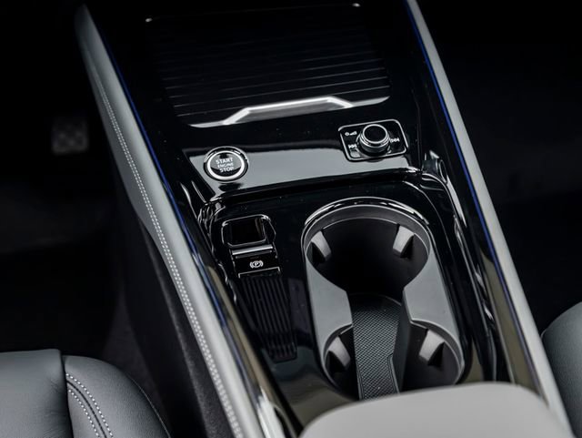 New 2026 Audi Q3 quattro 2.0T AWD/4WD image 21