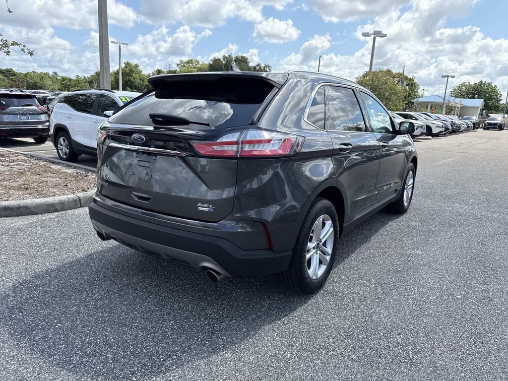 Used 2019 Ford Edge SEL w/ Equipment Group 201A AWD/4WD image 4