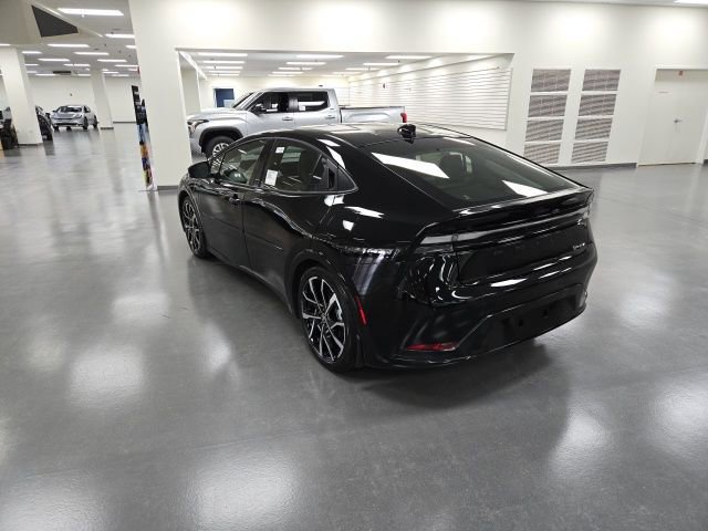 New 2026 Toyota Prius Plug-In Hybrid image 4