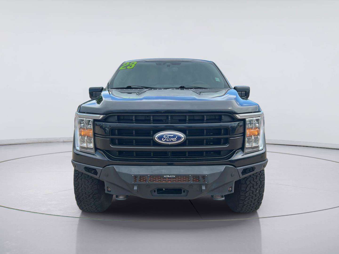 Used 2023 Ford F150 Lariat AWD/4WD image 2